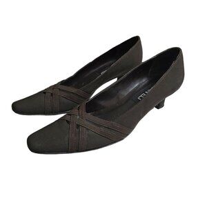 Vaneli Brown Square Toe Criss Cross Kitten Heel Sz 6.5N